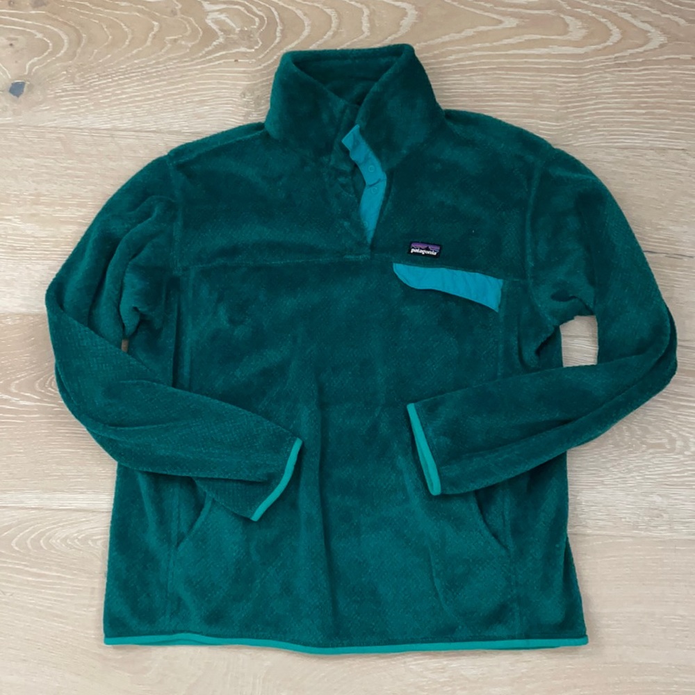 Patagonia pullover, size Large